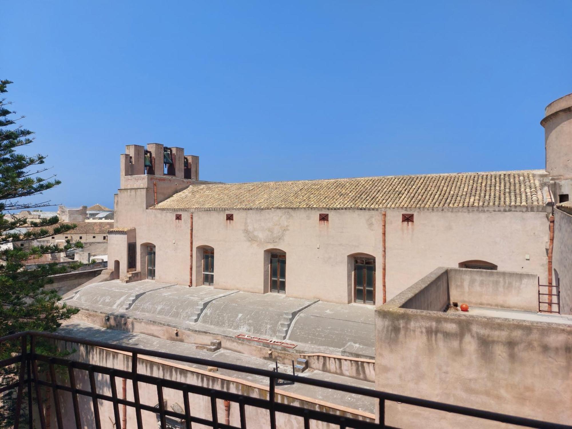 Casa Azzurra Apartment Трапани Екстериор снимка